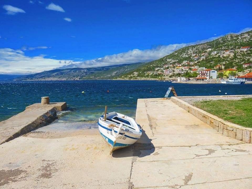 Guest House Perla Свети Юрай Екстериор снимка
